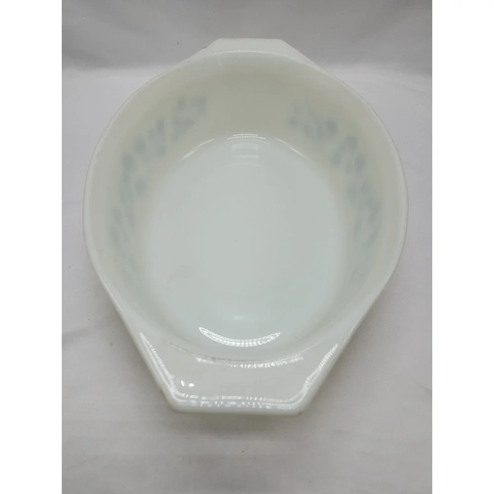 Vintage Pyrex 045 2-1/2 Qt Golden Acorn Oval Casserole Dish Made In USA
